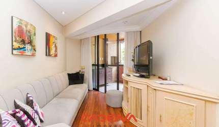 Apartamento com 3 quartos e 2 vagas para aluguel no Água Verde