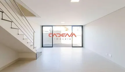 Sobrado com 3 quartos e 1 vaga à venda em Santa Felicidade