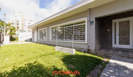 Casa comercial com 7 salas e 4 vagas à venda no Alto da Glória