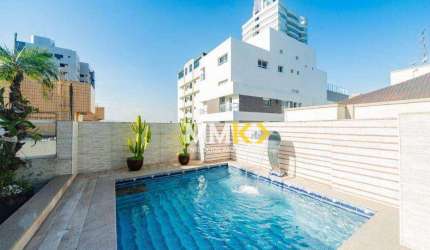Linda Cobertura de 03 quartos próxima à praia
