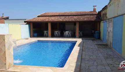 Casa para Venda em Pindamonhangaba, Araretama, 1 dormitório, 1 suíte, 4 vagas