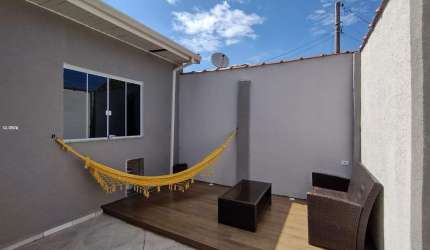 Casa para Venda em Taubaté, Recanto dos Coqueirais, 3 dormitórios, 1 suíte, 2 banheiros, 2 vagas