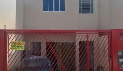Casa para Venda em Taubaté, Parque Senhor Do Bonfim, 2 dormitórios, 1 suíte, 2 banheiros, 2 vagas
