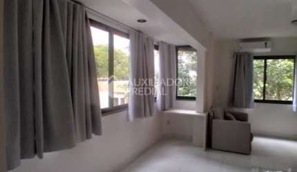 Apartamento com 1 quarto à venda na Rua Doutor Timóteo, 713, Floresta, Porto Alegre, 33 m2 por R$ 450.000