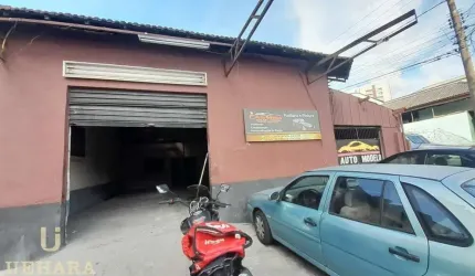 Salão comercial de 150 m² próximo da Av Engenheiro Caetano Álvares.