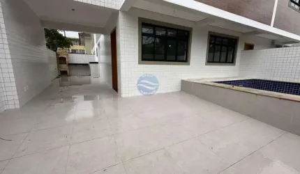 Casa de esquina a venda na Vila Belmiro Santos com piscina
