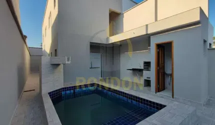 Sobrado Geminado Alto Padrão para Venda em Itanhaém / SP no bairro Campos Elíseos