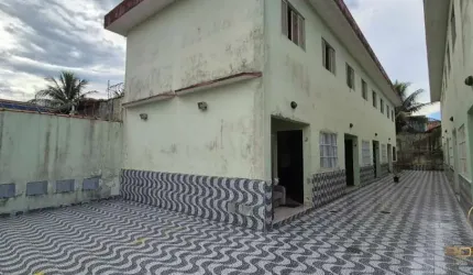 Casa com 2 quartos à venda no Balneário Itaguaí, Mongaguá  por R$ 260.000
