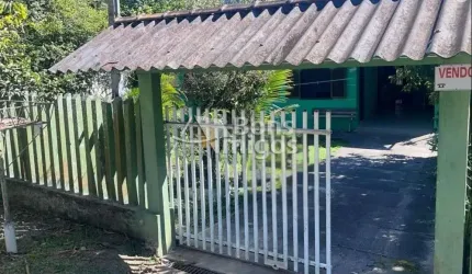 Casa com 3 quartos à venda na Rua Reinaldo Salles, 500, Itapema, Antonina por R$ 200.000