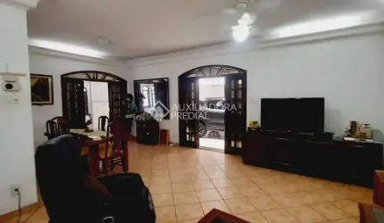Casa com 5 quartos à venda na Rua Espírito Santo, 1444, Cerâmica, São Caetano do Sul, 304 m2 por R$ 1.300.000
