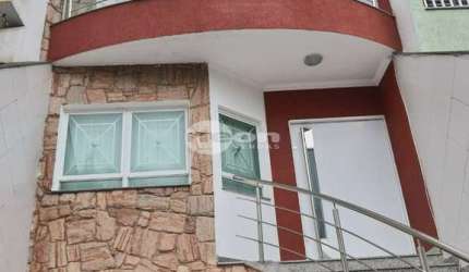 Casa em condomínio fechado com 3 quartos à venda na Rua Icó, 1322, Parque Jaçatuba, Santo André, 380 m2 por R$ 1.800.000