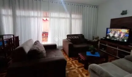 Casa com 4 quartos à venda na Rua Carlos de Campos, 36, Parque São Vicente, Mauá, 165 m2 por R$ 1.480.000