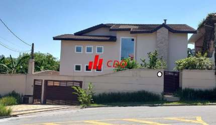Belissimo sobrado a venda no Jardim Panorama, com 4 dormitórios sendo 4 suítes, sala para 4 ambientes,5 banheiros,8 vagas, útil de 642 m²