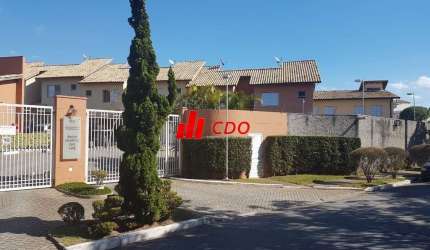 Casa em Condomínio à Venda em São Paulo-SP, Horto do Ype: 3 quartos, 1 suíte, 2 salas, 3 banheiros, 2 vagas, 120m²