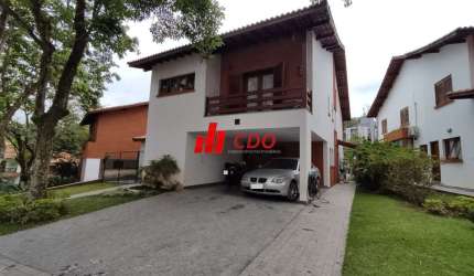 Casa em condomínio à venda em São Paulo-SP, Parque Munhoz: 4 quartos, 2 suítes, 5 salas, 3 banheiros, 4 vagas, 400m².