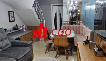 Horto do Ype: Casa reformada em Condomínio, com 3 Quartos sendo 1 suíte com armários planejados, útil de 90m² e 2 Vaga, lazer