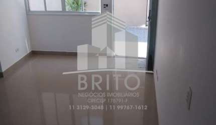 Casa de condomínio no Bairro do Jardim Bonfiglioli com 02 suítes, 02 vagas, lavabo, quintal e fino acabamento, localizado próximo ao Mercado Violeta