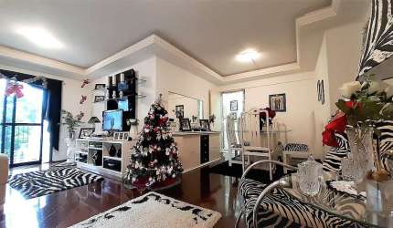 Apartamento à venda com 03 dormitórios sendo 01 suíte com sacada, sala, cozinha planejada, 02 vaga
