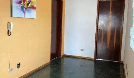 Salas comerciais para escritório ou consultórios com divisórias, banheiros, vagas de garagem, fácil acesso e ótima localização. Agende uma visita!