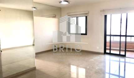 Apartamento de 3 dormitórios, sendo uma suíte, duas vagas de garagem, sala ampliada podendo ser revertida para um quarto dormitório ou escritório