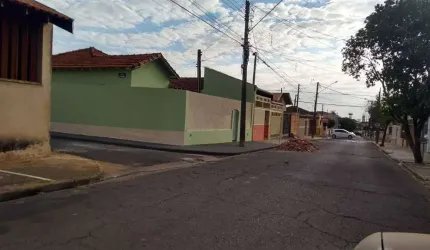 CASA CENTRO - BEBEDOURO SP