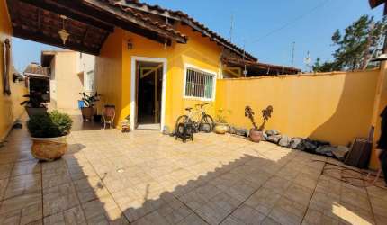 Casa para Venda em Itanhaém, Balneário Raul Cury, 2 dormitórios, 1 suíte, 3 banheiros, 4 vagas