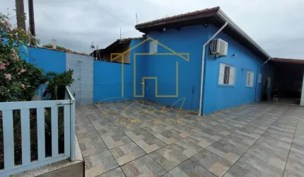Casa para Venda em Itanhaém, Jardim Grandesp, 3 dormitórios, 2 banheiros, 6 vagas
