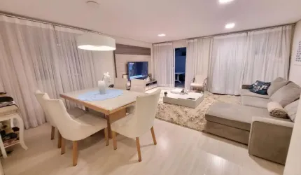 Casa em Condomínio para Venda em Mogi das Cruzes, Mogilar, 4 dormitórios, 2 suítes, 4 banheiros, 2 vagas