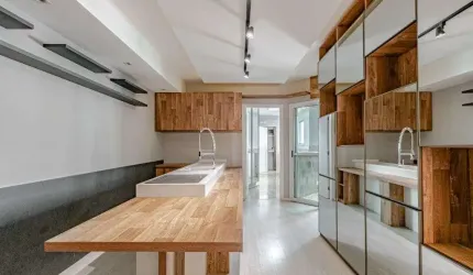 EXCELENTE APARTAMENTO NO CABRAL COM 4 SUITES E DUAS VAGAS DE GARAGEM !!!!