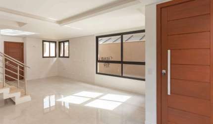 Triplex em Condominio Fechado a Venda no Tingui (3 QUARTOS) - QUINTAL AMPLO