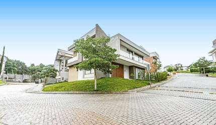 Condominio Barigui Park Royale, com piscina privativa