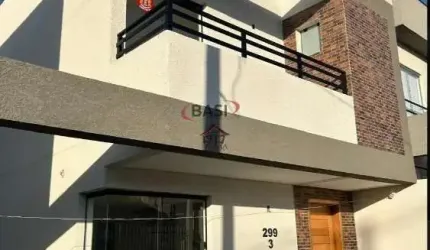 Sobrado com 3 Quartos a Venda no Bairro Alto / Atuba