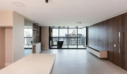 Apartamento com mobilia, andar alto ao lado Cube Curitibano.