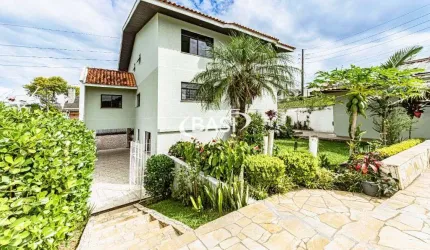 Casa a Venda no Bom Retiro(PISCINA AQUECIDA / 3 SUITES / OTIMO TERRENO)