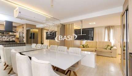 Casa de luxo com 3 suites e area externa no Condominio Santa Candida em Curitiba