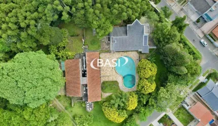 Casa com amplo espaco Verde  em Colombo ( a 2 minutos da BR 116)