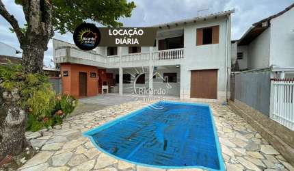 Casa com 4 quartos para alugar na Rua Haroldo Marchioro, 521, Ipanema, Pontal do Paraná por R$ 1.600 Por Dia