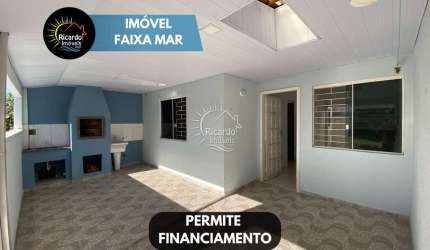 Casa com 2 quartos à venda na Rua Corais, 18, Shangri-lá, Pontal do Paraná por R$ 295.000