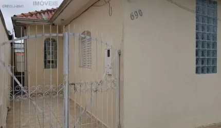Casa com 2 quartos à venda na Bela Vista, Jundiaí  por R$ 420.000