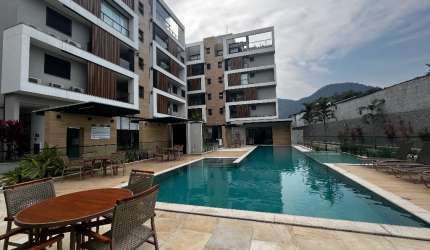 Lindo apartamento alto padrão na enseada à venda