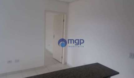 Casa com 1 dormitório para alugar, 50 m² - Vila Maria