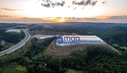 Galpão de Alto Padrão à Beira da Rodovia Castelo Branco - 3.788 m²  - São Roque/SP