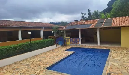 Chácara com 5 quartos, à venda no Centro de Biritiba Mirim - 420 m²