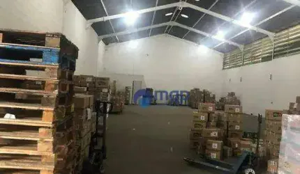Galpão à Venda na Vila Maria Baixa - 640 m² - São Paulo/SP