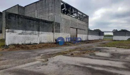 Galpão em Amplo Terreno para Alugar em Guarulhos, Cumbica - 1600 m² - Guarulhos/SP