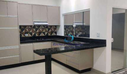 Ótima Casa Condomínio Morada das Flores 2 quartos sendo 1 suíte salas para 3 ambientes Cozinha Planejada Churrasqueira 2 vagas Oportunidade