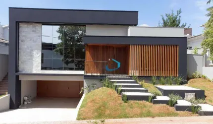 Casa Térrea Nova Condomínio Sun Lake Com 3 suítes 4 Salas Gourmet Piscina Aquecida Completa de Planejados Iluminação Energia Fotovoltaica 4 vagas