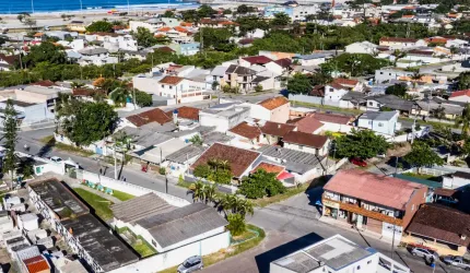 Casa Residencial à Venda em Matinhos