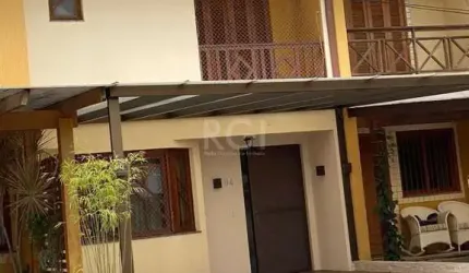 Sobrado Bairro Hípica - 3 Dormitórios