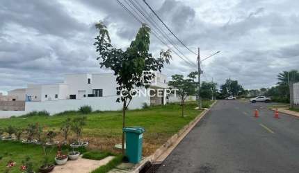 Terreno em condomínio fechado à venda na Gratidão, Jardim Imperial, Cuiabá por R$ 370.000